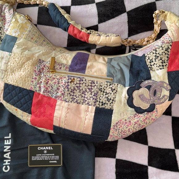 COPY - Multi colored vintage Chanel purse - Picture 2 of 4